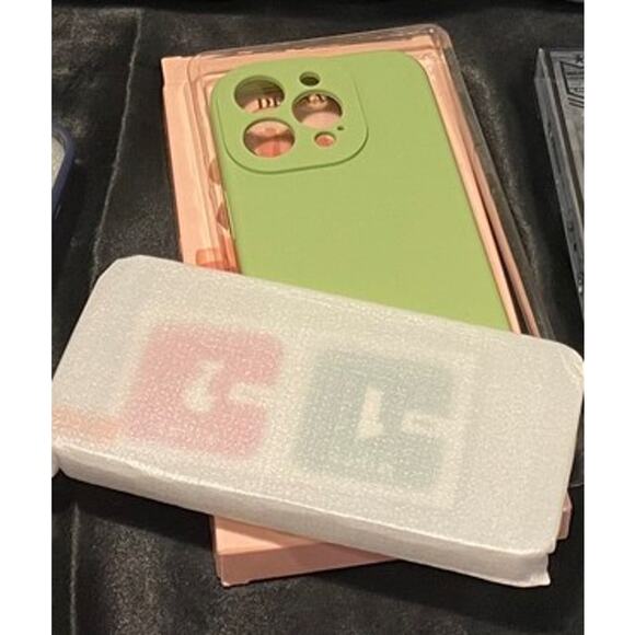 iPhone 15 Pro Phone Case & Screen Protectors - Green, Black, Blue & Clear - Picture 2 of 5